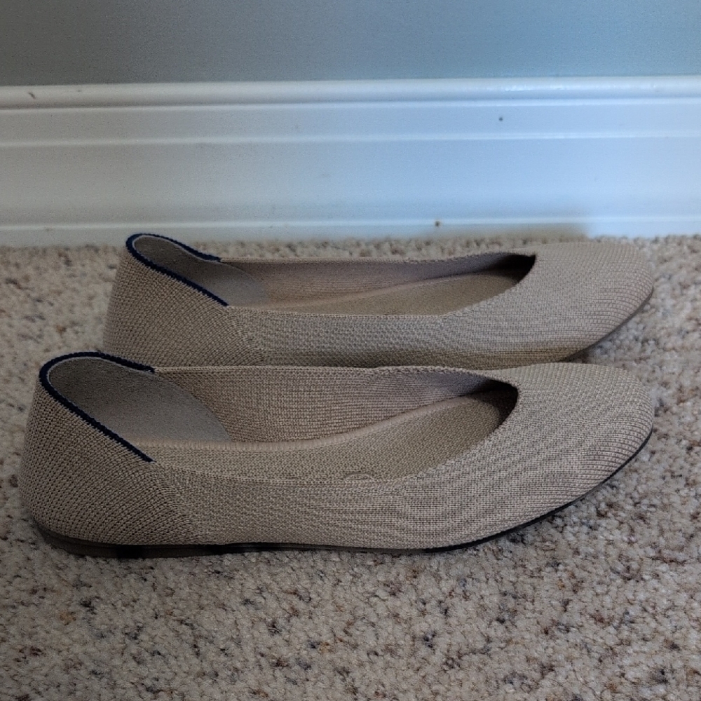 EUC ROTHY'S THE FLAT US 6 Tan